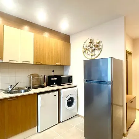 Bratanov Avenue Center דירה סאני ביץ'