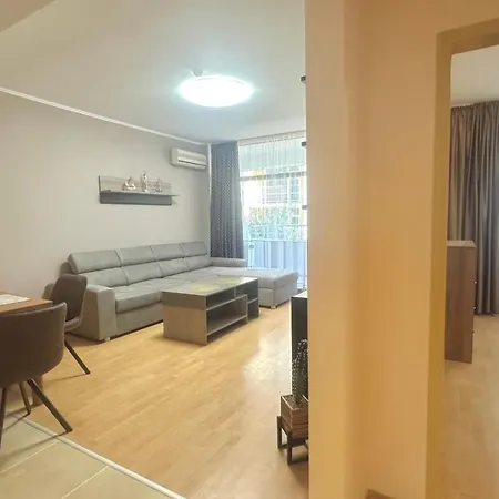 Apartment Bratanov Avenue Center